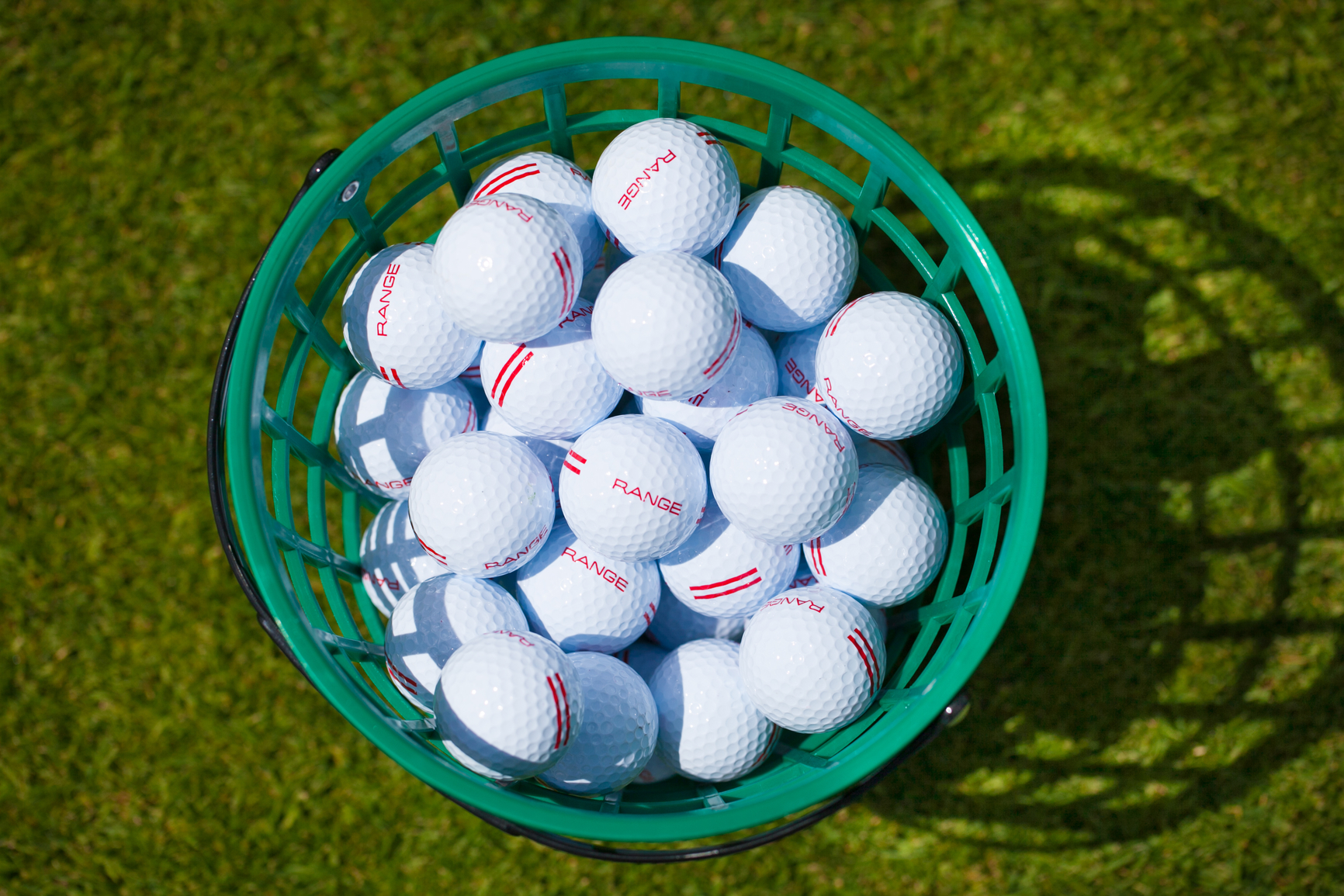 Golf balls bucket - King's Walk Golf Course | Grand Forks, ND